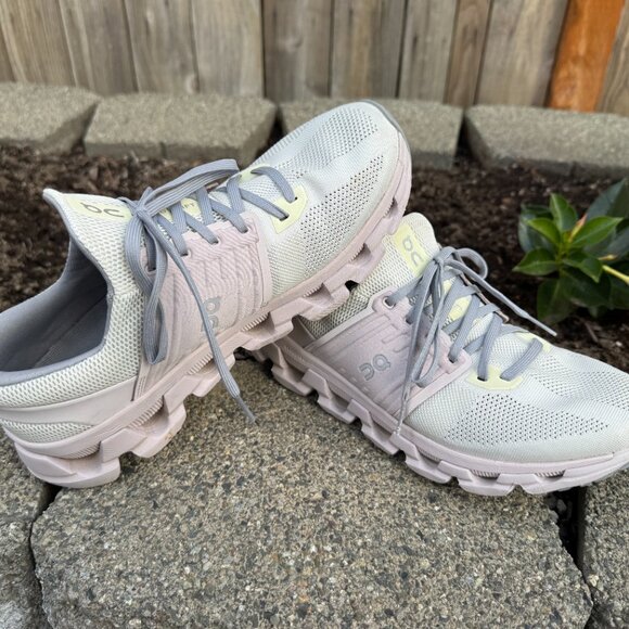 On Cloudswift 3 AD Running Shoe (Women) - Picture 1 of 6